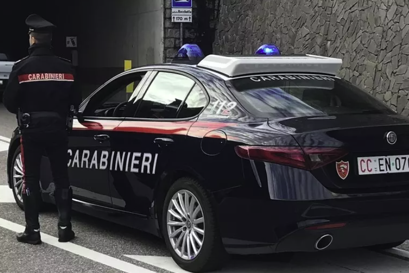 15-Jähriger sticht Vater nieder: Familientragödie auf Sardinien