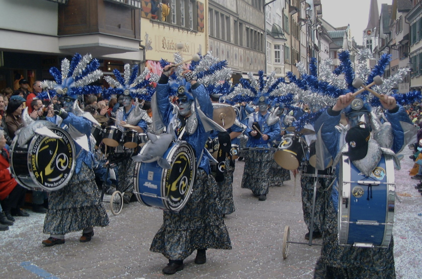 Der 11.11. in der Schweiz: Sankt Martin, Fastnacht und Traditionen im Herbst