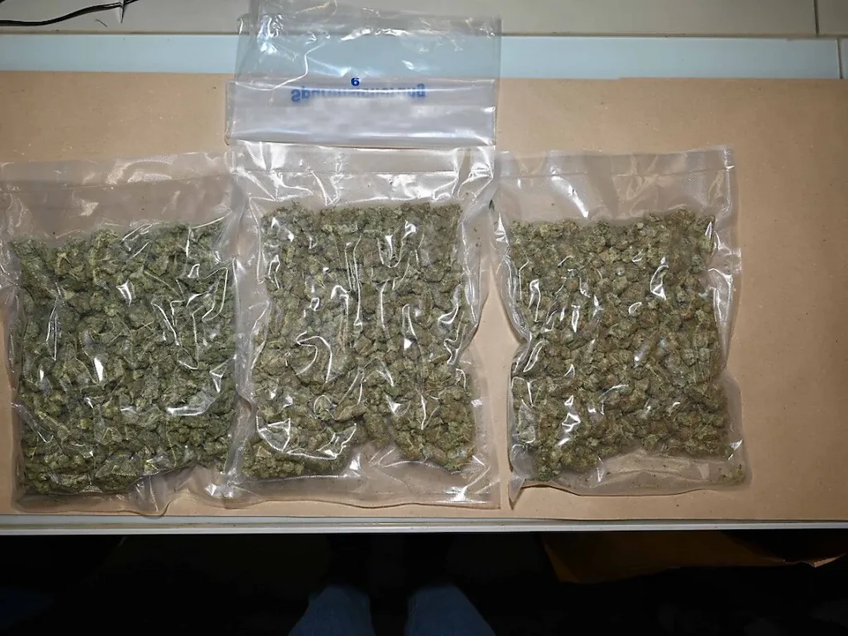 Zürich ZH Flughafen: über 680 Kilogramm Drogen im ersten Quartal sichergestellt