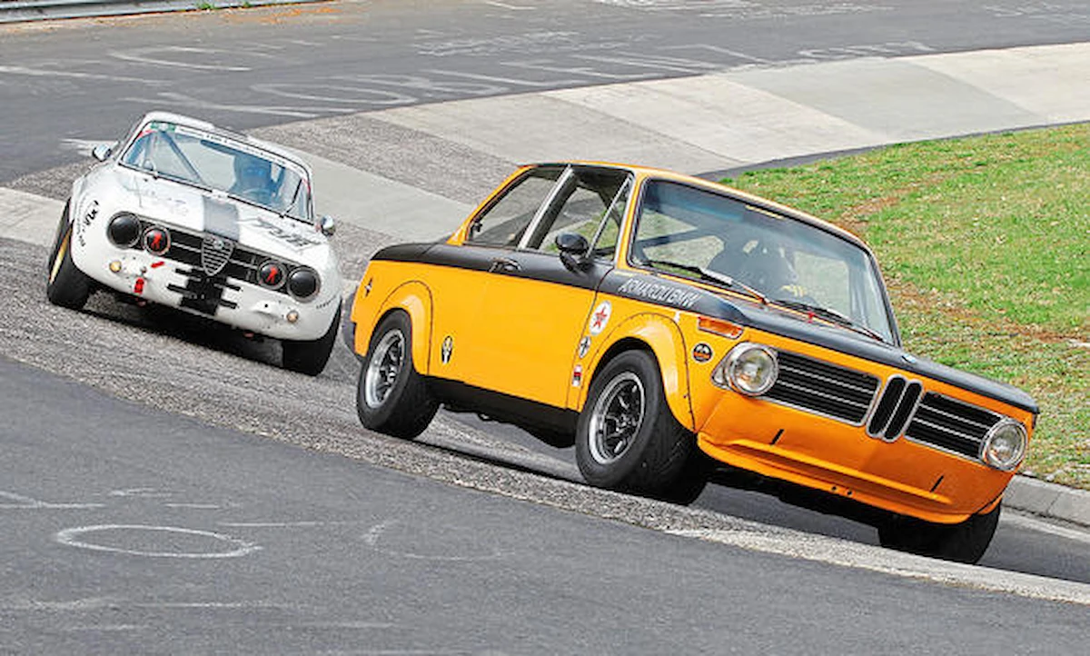 BMW 2002 vs. Alfa Giulia: Wer war die bessere Ikone der 70er-Jahre?
