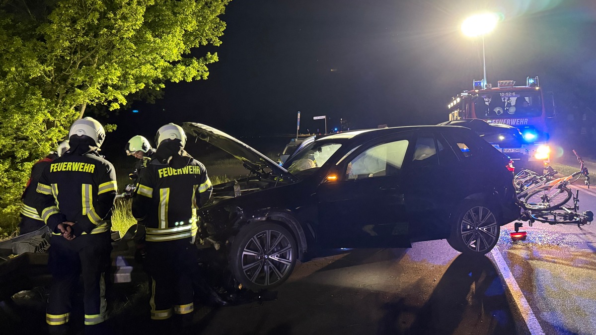 Frontalzusammenstoss mit Leitplanke: Zwei Verletzte auf B210 D