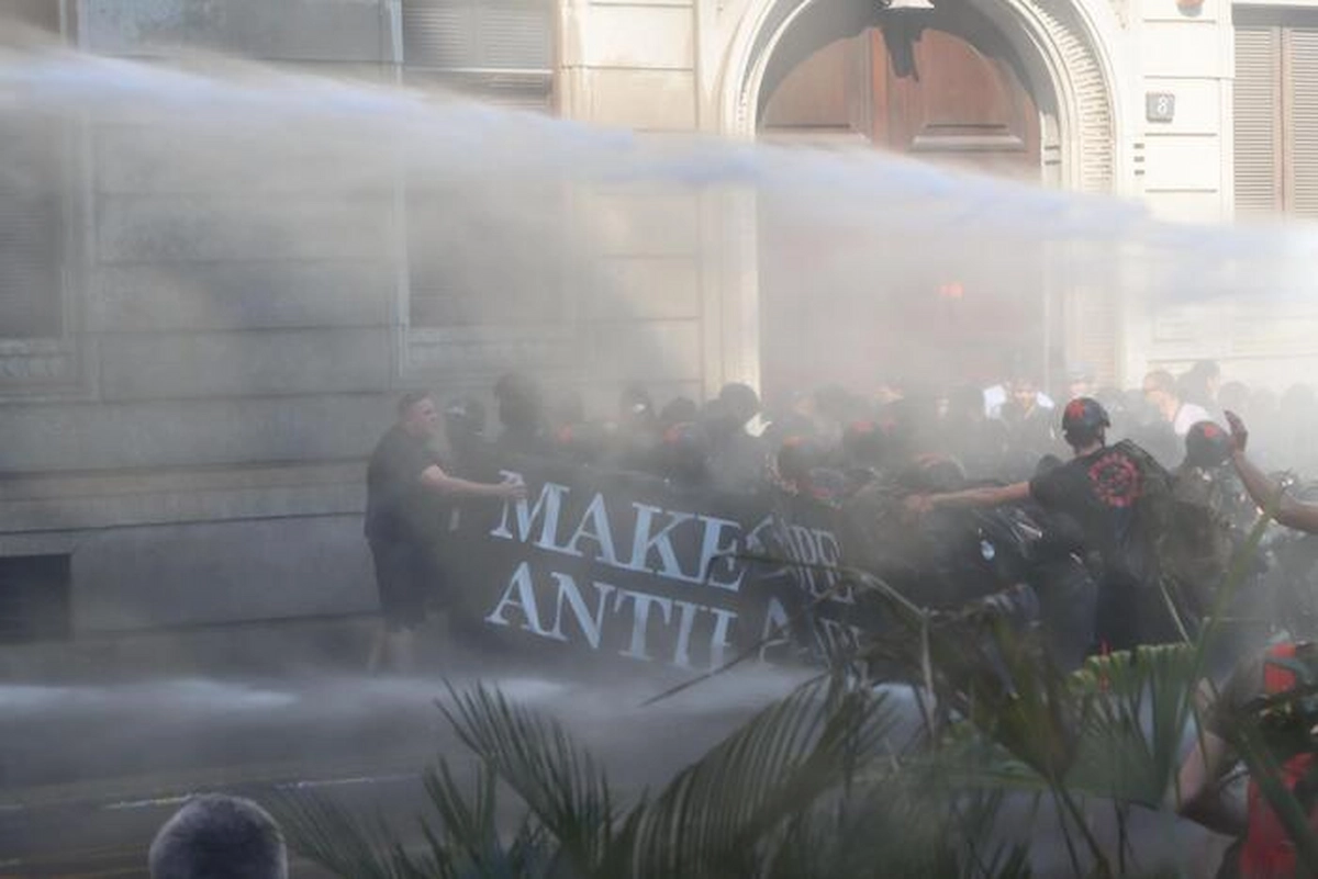 Remigrationsgipfel in Gallarate (I) ruft landesweite Proteste hervor