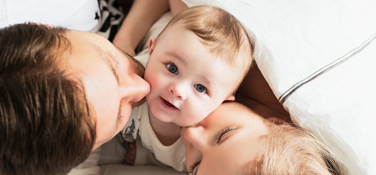 Kommission greift Mutterschaftsurlaub an – Travail.Suisse fordert echte Elternzeit