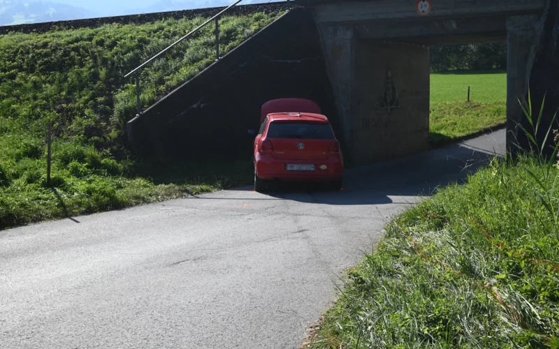 Lüchingen SG: 49-Jähriger stirbt bei Selbstunfall auf der Rietstrasse