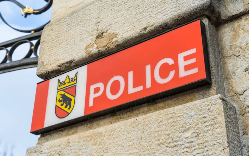Biel BE: Polizei nimmt gesuchten Mann nach Raub fest