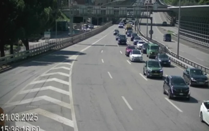 Chiasso-Centro dicht: Grenzstau Richtung Italien wächst