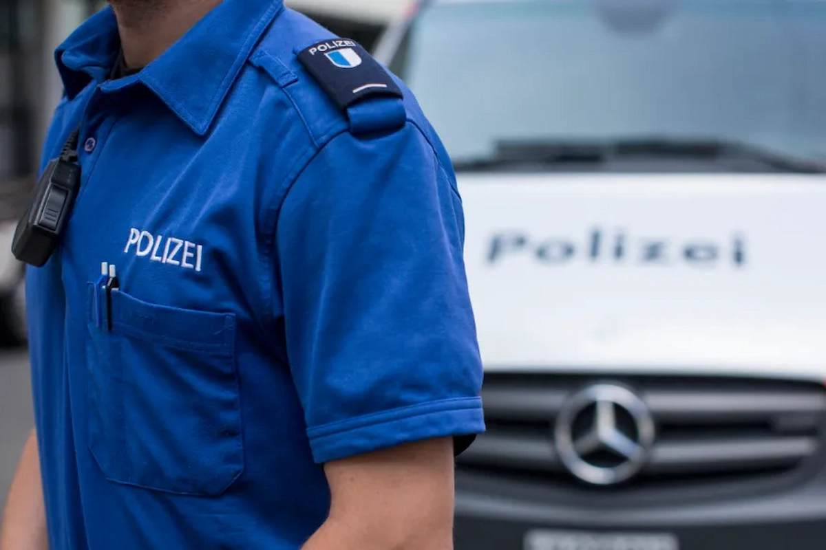 Symbolbild Polizei Luzern nach tödlichem Verkehrsunfall in Emmen